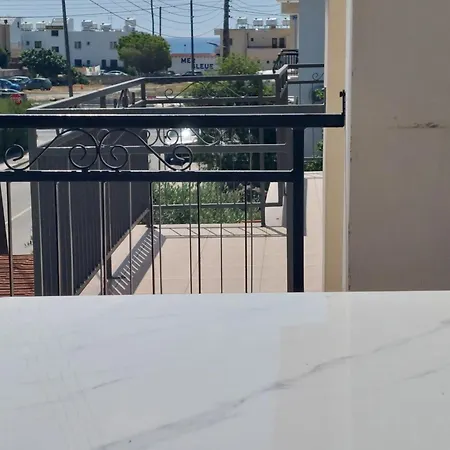 Tatianas Sea View Apartman Voróklini